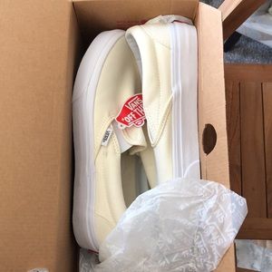New Slip on Vans- Pale Yellow W10 M8.5